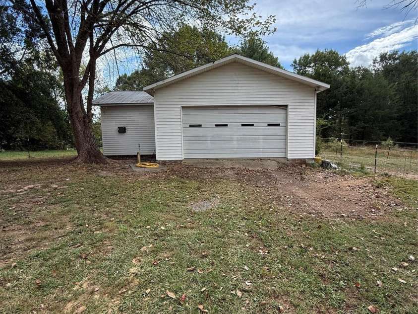 15869 Silver Road, Oakboro, NC 28129.  MLS# CAR4390012, YatesRealty ID 27771. 