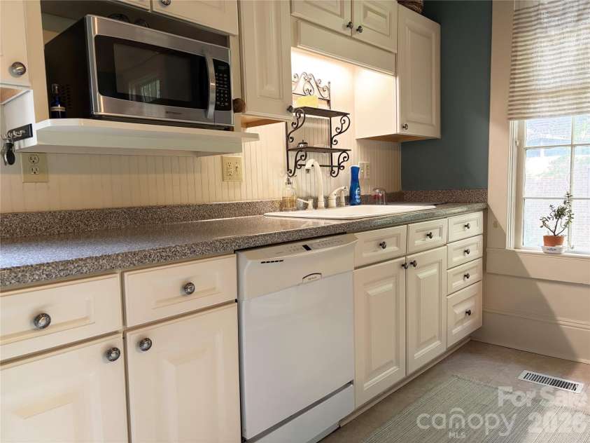1417 Melrose Drive, Shelby, NC 28152.  MLS# CAR4386455, YatesRealty ID 27772. Kitchen with farmhouse sink.