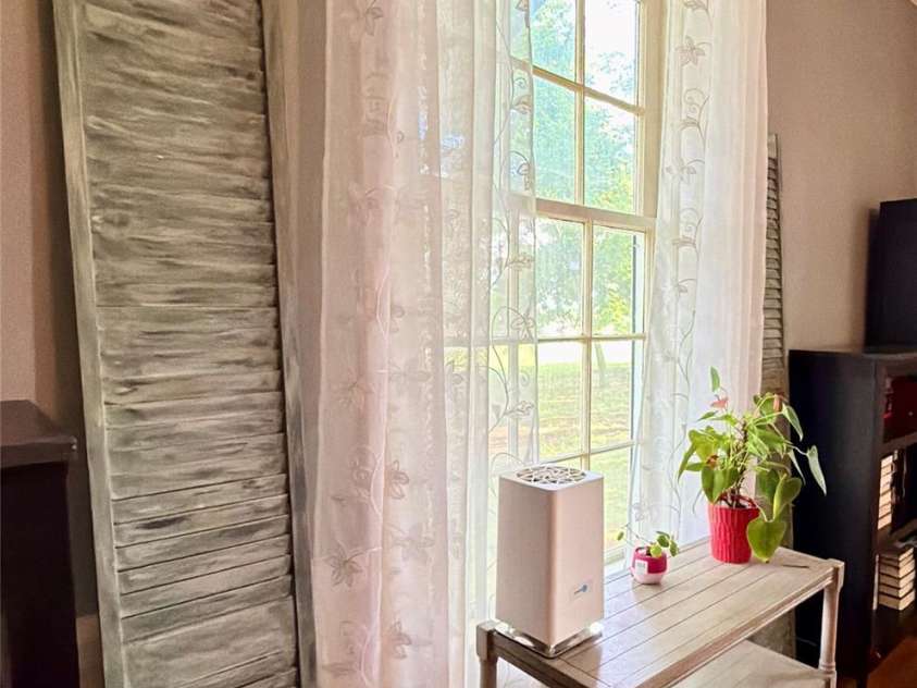 1417 Melrose Drive, Shelby, NC 28152.  MLS# CAR4386455, YatesRealty ID 27772. Living room windows.