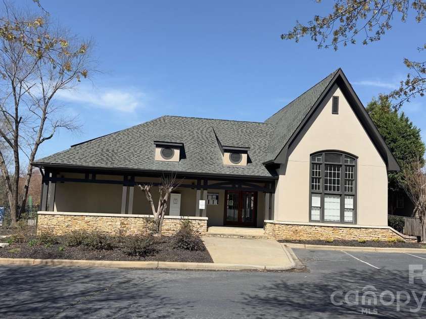123 Comata Road, Mooresville, NC 28117.  MLS# CAR4334738, YatesRealty ID 27775. 