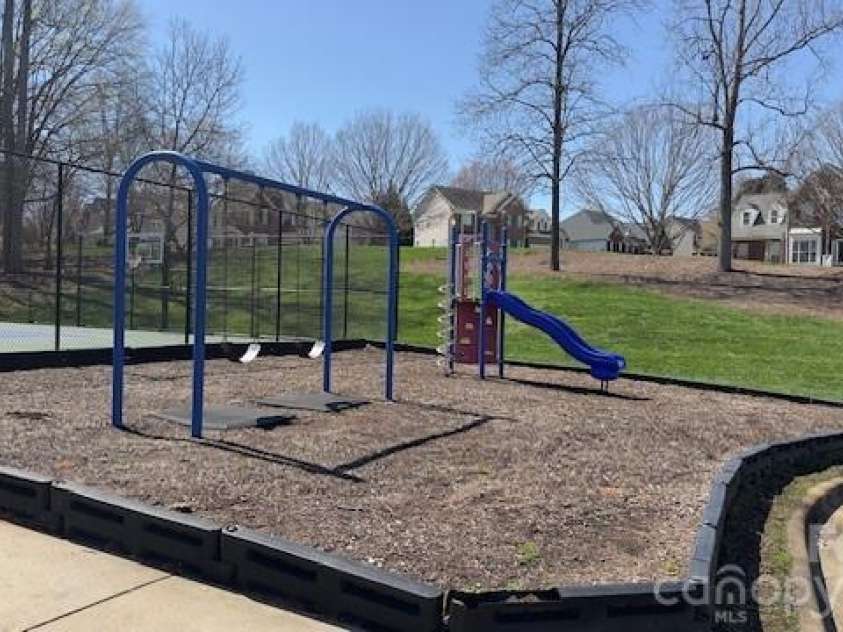 123 Comata Road, Mooresville, NC 28117.  MLS# CAR4334738, YatesRealty ID 27775. 