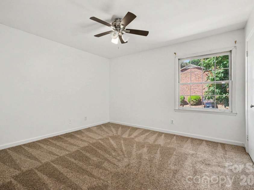 4329 Hathaway Street, Charlotte, NC 28211.  MLS# CAR4383615, YatesRealty ID 27776. 