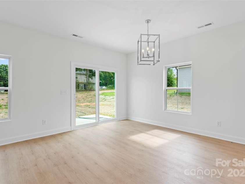 445 Contentment Court, Kannapolis, NC 28083.  MLS# CAR4284839, YatesRealty ID 27776. 