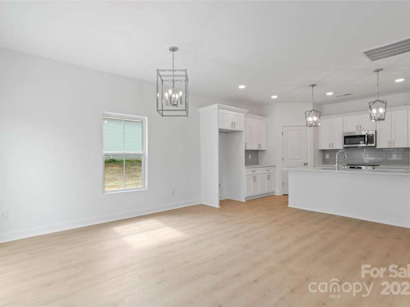 445 Contentment Court, Kannapolis, NC 28083.  MLS# CAR4284839, YatesRealty ID 27776. 