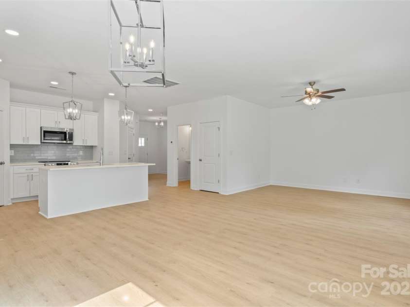 445 Contentment Court, Kannapolis, NC 28083.  MLS# CAR4284839, YatesRealty ID 27776. 