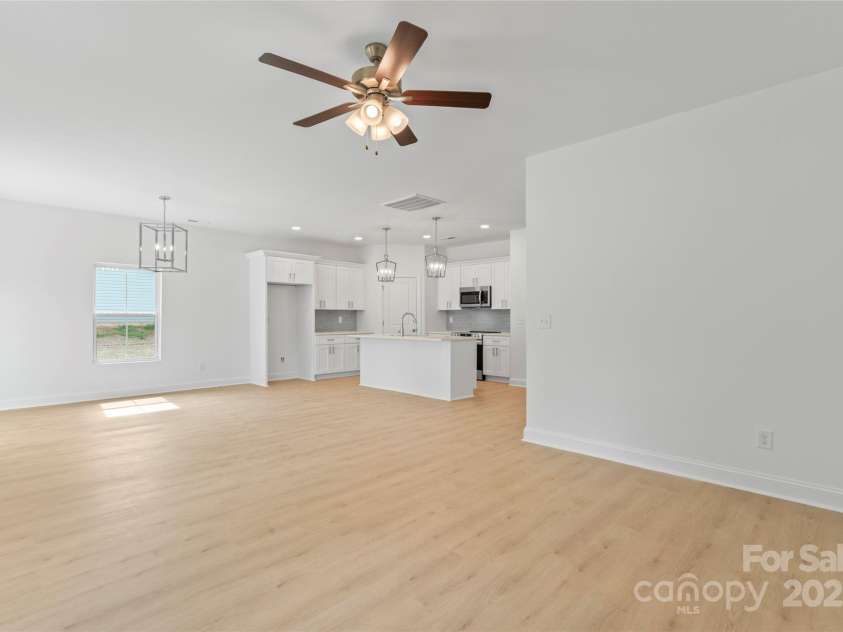 445 Contentment Court, Kannapolis, NC 28083.  MLS# CAR4284839, YatesRealty ID 27776. 