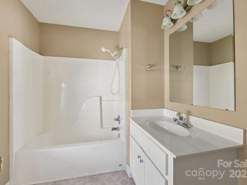 1114 Courtney Cove Court, Gastonia, NC 28052.  MLS# CAR4284403, YatesRealty ID 27777. 