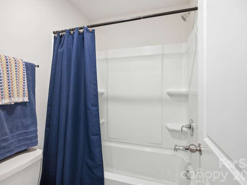 5688 Newton Way, Maiden, NC 28650.  MLS# CAR4384770, YatesRealty ID 27777. 