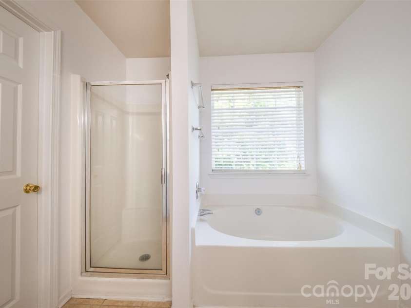 11730 Huxley Road, Charlotte, NC 28277.  MLS# CAR4376751, YatesRealty ID 27778. 