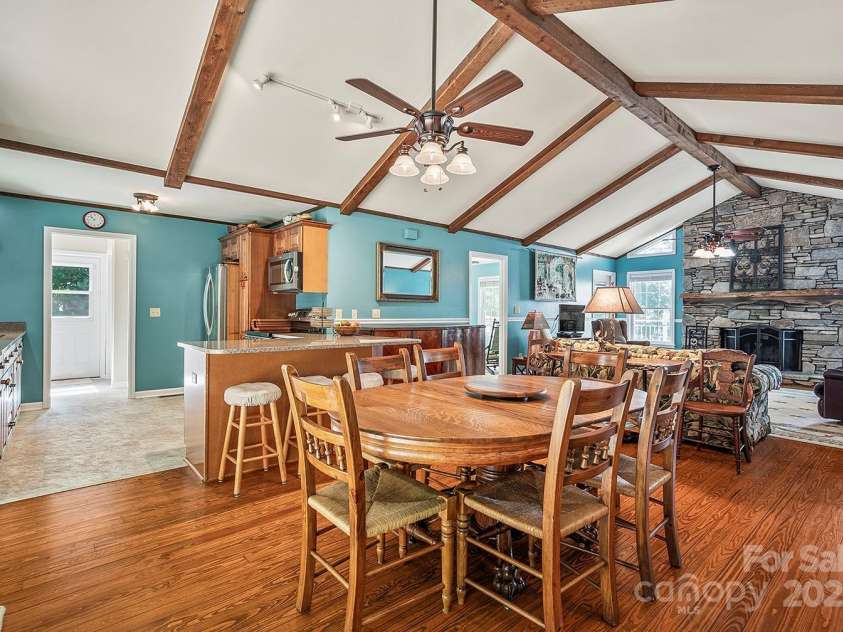 1995 Hemlock Trail, Columbus, NC 28722.  MLS# CAR4278397, YatesRealty ID 27778. 