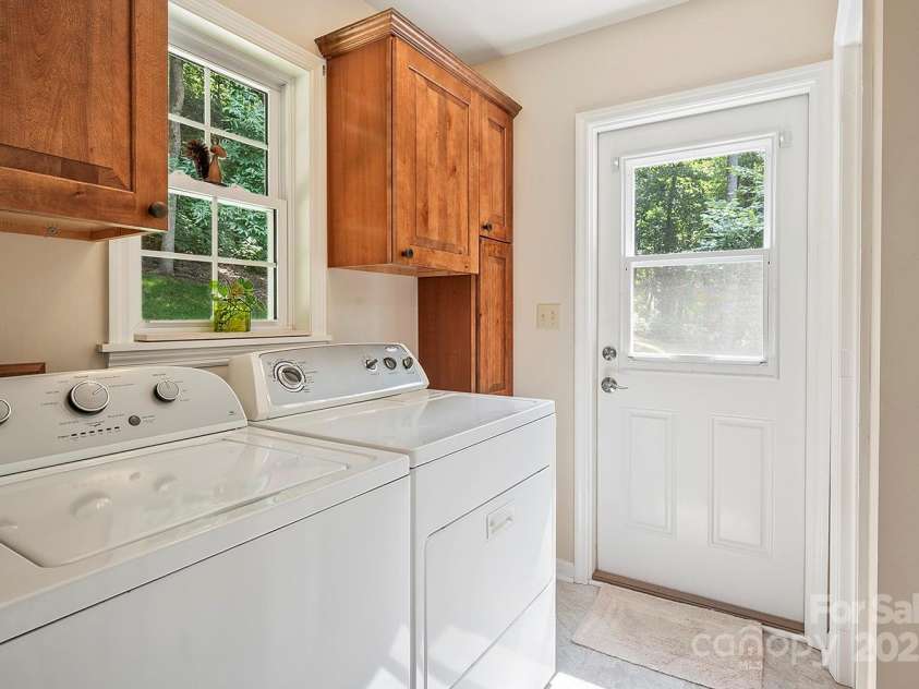 1995 Hemlock Trail, Columbus, NC 28722.  MLS# CAR4278397, YatesRealty ID 27778. 
