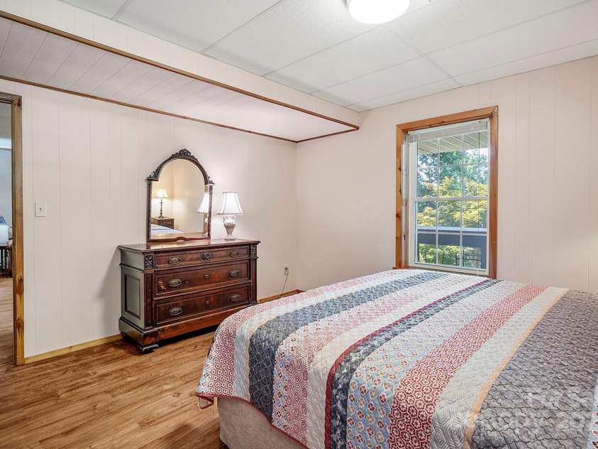 1995 Hemlock Trail, Columbus, NC 28722.  MLS# CAR4278397, YatesRealty ID 27778. 