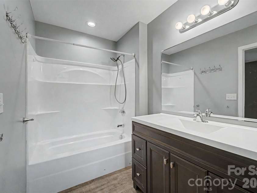 79 Harris Circle, Sylva, NC 28779.  MLS# CAR4376056, YatesRealty ID 27779. 