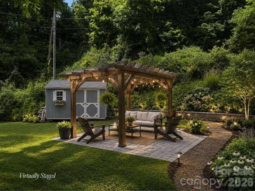 79 Harris Circle, Sylva, NC 28779.  MLS# CAR4376056, YatesRealty ID 27779. 