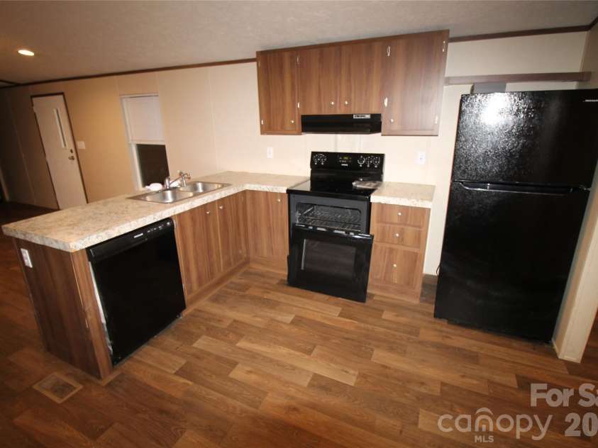 203 Ratchford Farm Road, Gastonia, NC 28056.  MLS# CAR4317730, YatesRealty ID 2778. 