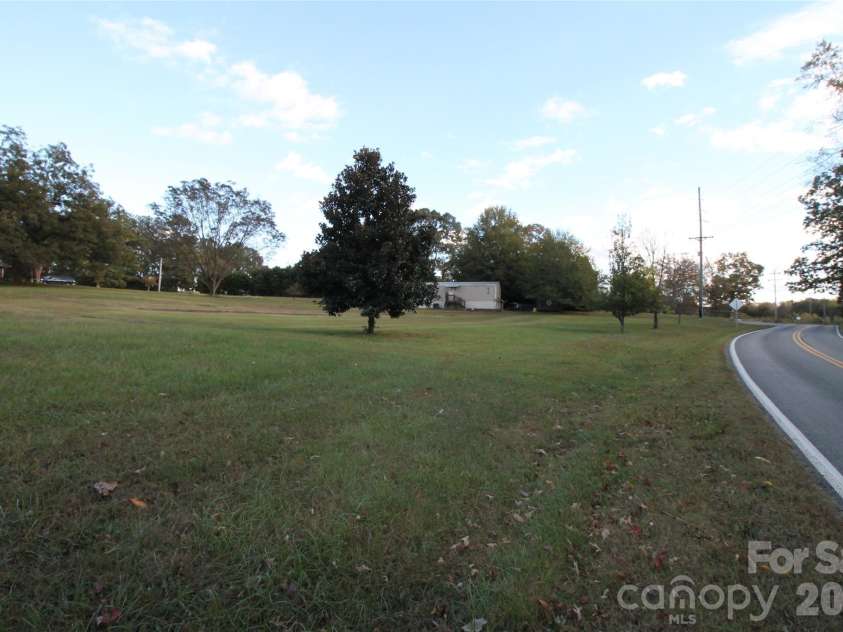 203 Ratchford Farm Road, Gastonia, NC 28056.  MLS# CAR4317730, YatesRealty ID 2778. 851 Ft. of road frontage