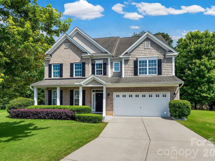 5093 Gladiola Way, Tega Cay, SC 29708.  MLS# CAR4384631, YatesRealty ID 27780. 