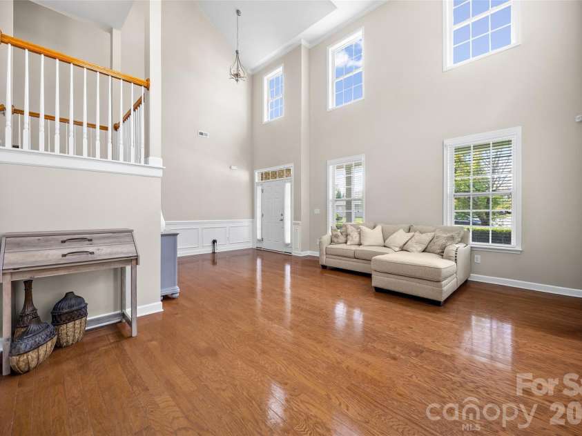 5093 Gladiola Way, Tega Cay, SC 29708.  MLS# CAR4384631, YatesRealty ID 27780. 