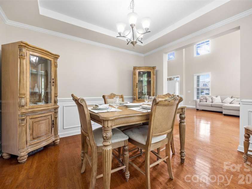 5093 Gladiola Way, Tega Cay, SC 29708.  MLS# CAR4384631, YatesRealty ID 27780. 