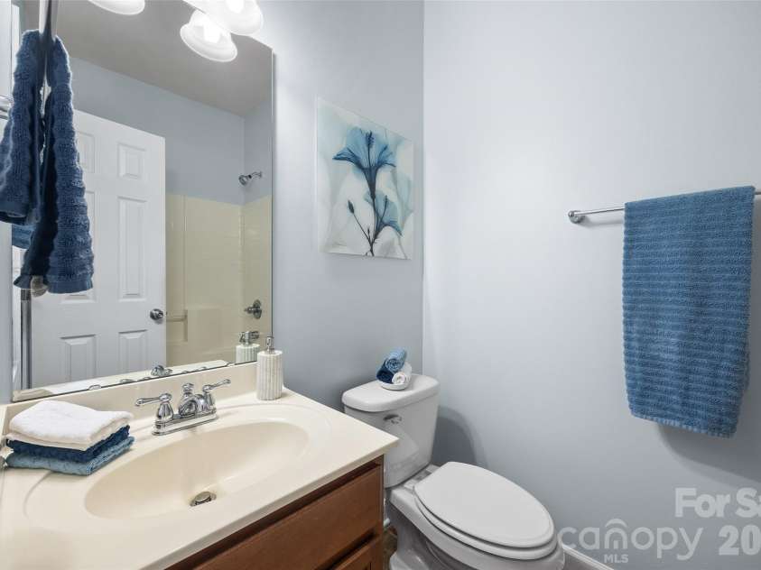 5093 Gladiola Way, Tega Cay, SC 29708.  MLS# CAR4384631, YatesRealty ID 27780. 