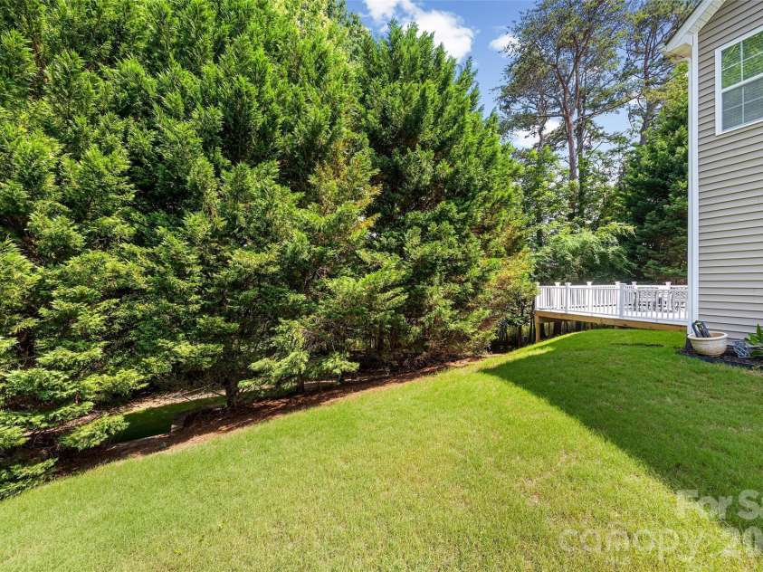 5093 Gladiola Way, Tega Cay, SC 29708.  MLS# CAR4384631, YatesRealty ID 27780. 