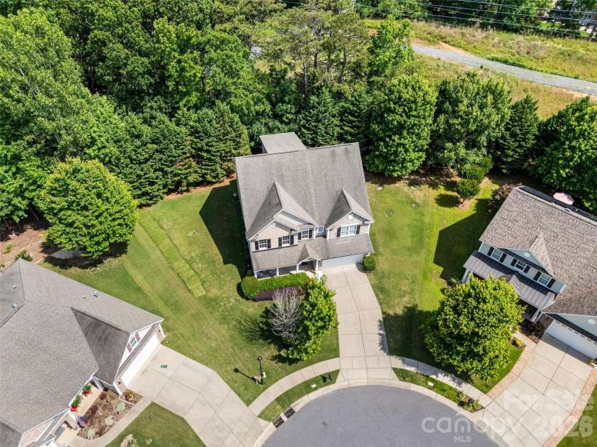 5093 Gladiola Way, Tega Cay, SC 29708.  MLS# CAR4384631, YatesRealty ID 27780. 