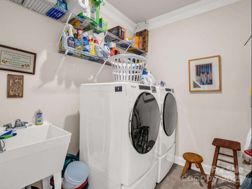 134 Fox Cove Road, Hendersonville, NC 28792.  MLS# CAR4283980, YatesRealty ID 27781. Separate Laundry Room