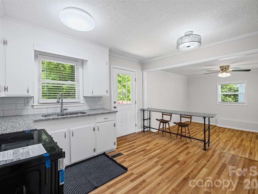 219 Belton Avenue, Mount Holly, NC 28120.  MLS# CAR4389483, YatesRealty ID 27781. 