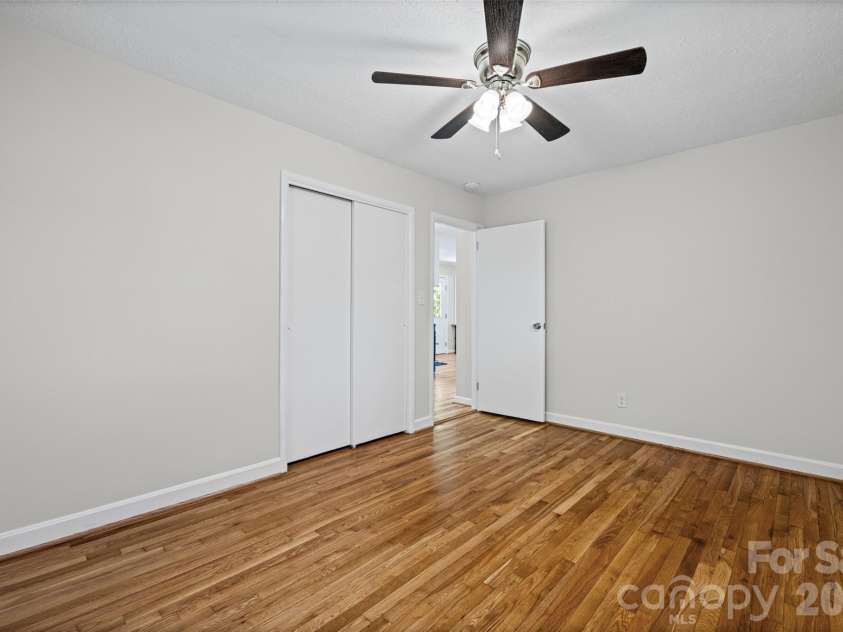 219 Belton Avenue, Mount Holly, NC 28120.  MLS# CAR4389483, YatesRealty ID 27781. 