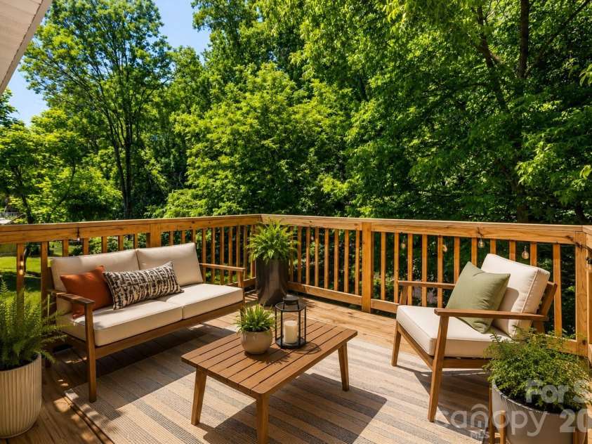 219 Belton Avenue, Mount Holly, NC 28120.  MLS# CAR4389483, YatesRealty ID 27781. 