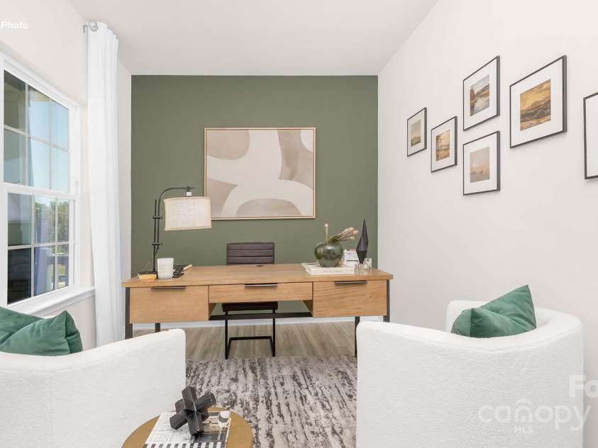 11230 Cardinal Creek Avenue, Charlotte, NC 28215.  MLS# CAR4276827, YatesRealty ID 27782. 