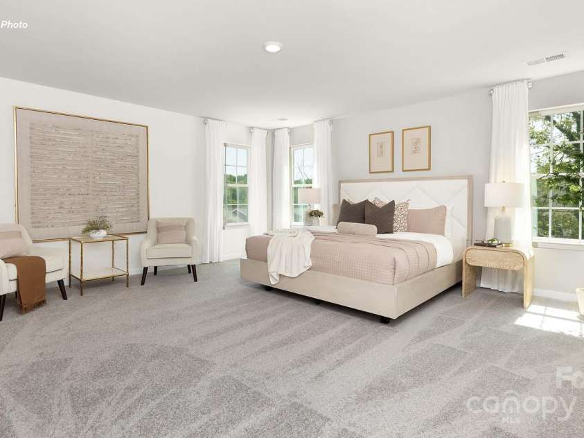 11230 Cardinal Creek Avenue, Charlotte, NC 28215.  MLS# CAR4276827, YatesRealty ID 27782. 