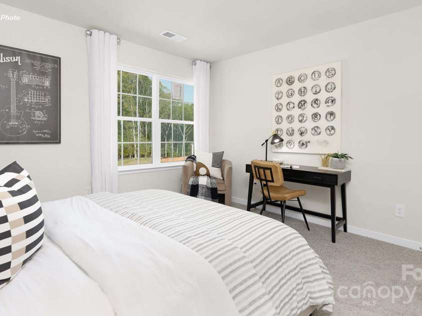 11230 Cardinal Creek Avenue, Charlotte, NC 28215.  MLS# CAR4276827, YatesRealty ID 27782. 