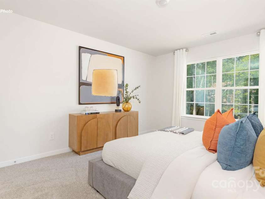 11230 Cardinal Creek Avenue, Charlotte, NC 28215.  MLS# CAR4276827, YatesRealty ID 27782. 