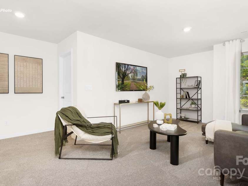 11230 Cardinal Creek Avenue, Charlotte, NC 28215.  MLS# CAR4276827, YatesRealty ID 27782. 