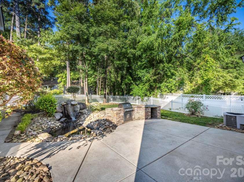 17815 Steel Horse Road, Cornelius, NC 28031.  MLS# CAR4385757, YatesRealty ID 27782. 