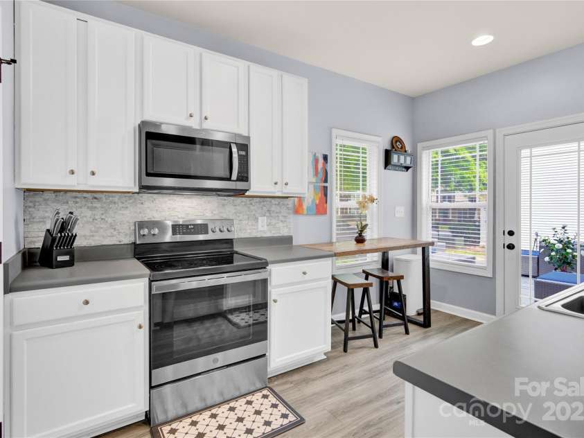 12426 Stone Garden Drive, Huntersville, NC 28078.  MLS# CAR4283587, YatesRealty ID 27784. 