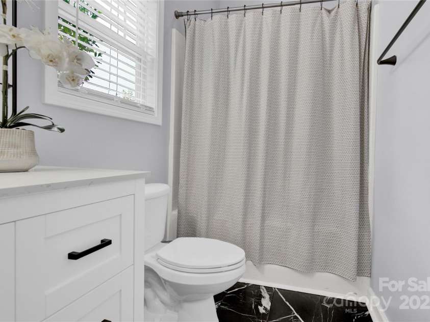 12426 Stone Garden Drive, Huntersville, NC 28078.  MLS# CAR4283587, YatesRealty ID 27784. 