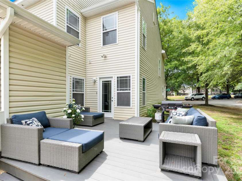 12426 Stone Garden Drive, Huntersville, NC 28078.  MLS# CAR4283587, YatesRealty ID 27784. 