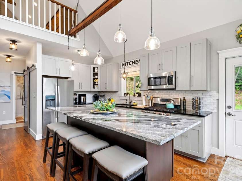 696 Hickory Nut Hollow, Old Fort, NC 28762.  MLS# CAR4385663, YatesRealty ID 27786. 