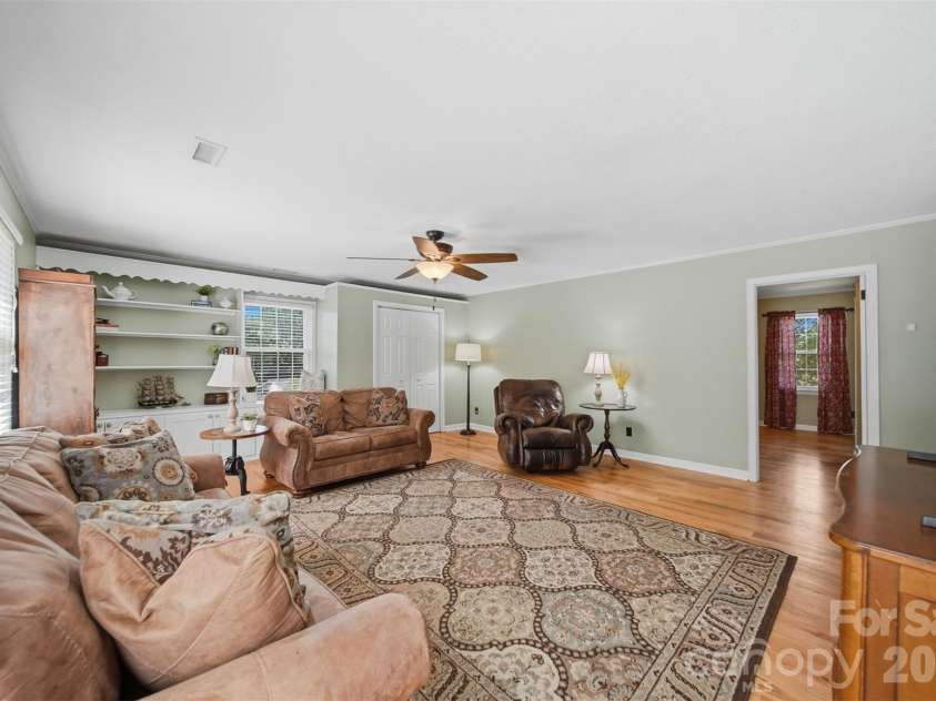 138 Whispering Pines Drive, Hudson, NC 28638.  MLS# CAR4385334, YatesRealty ID 27789. 