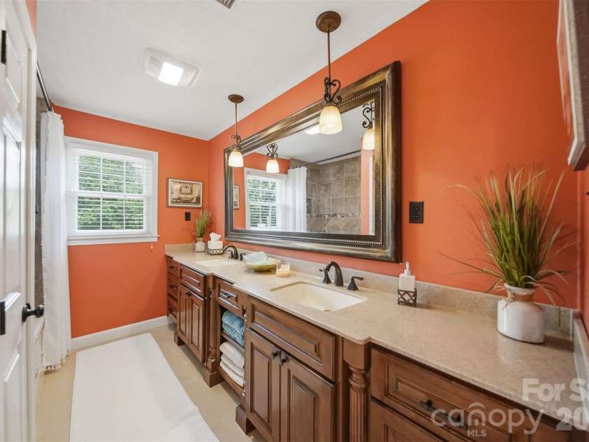 138 Whispering Pines Drive, Hudson, NC 28638.  MLS# CAR4385334, YatesRealty ID 27789. 