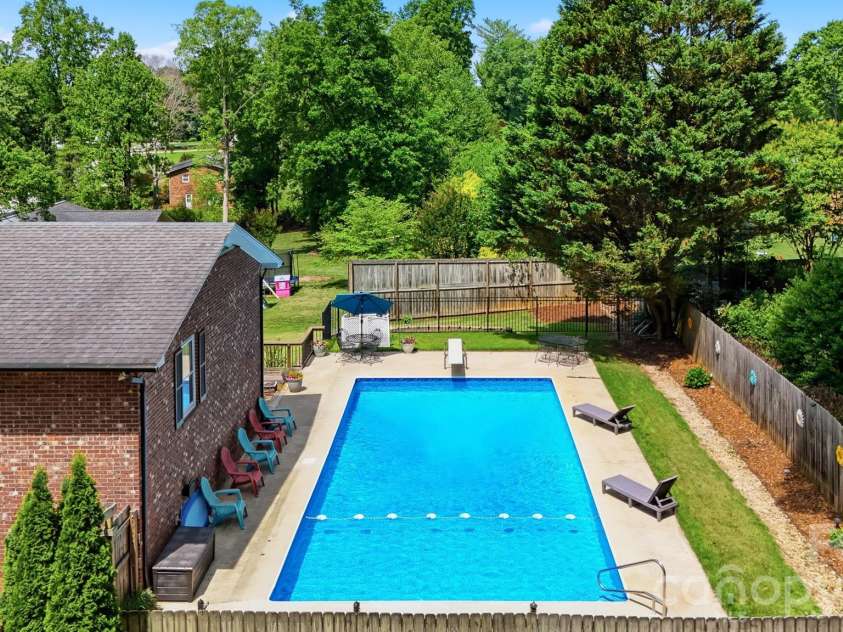 138 Whispering Pines Drive, Hudson, NC 28638.  MLS# CAR4385334, YatesRealty ID 27789. 