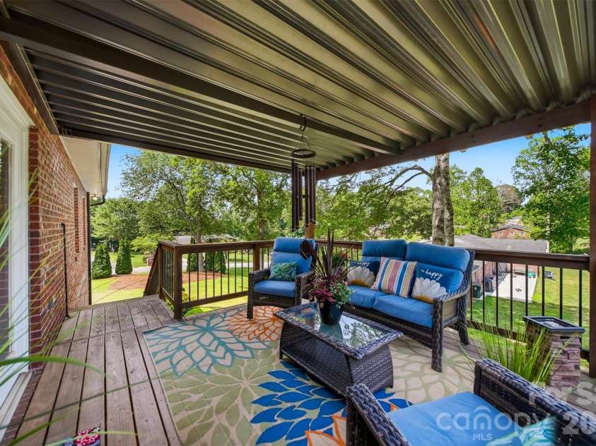 138 Whispering Pines Drive, Hudson, NC 28638.  MLS# CAR4385334, YatesRealty ID 27789. 