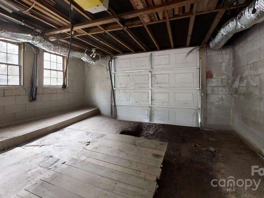 903 Davidson Avenue, Gastonia, NC 28052.  MLS# CAR4249883, YatesRealty ID 27789. 