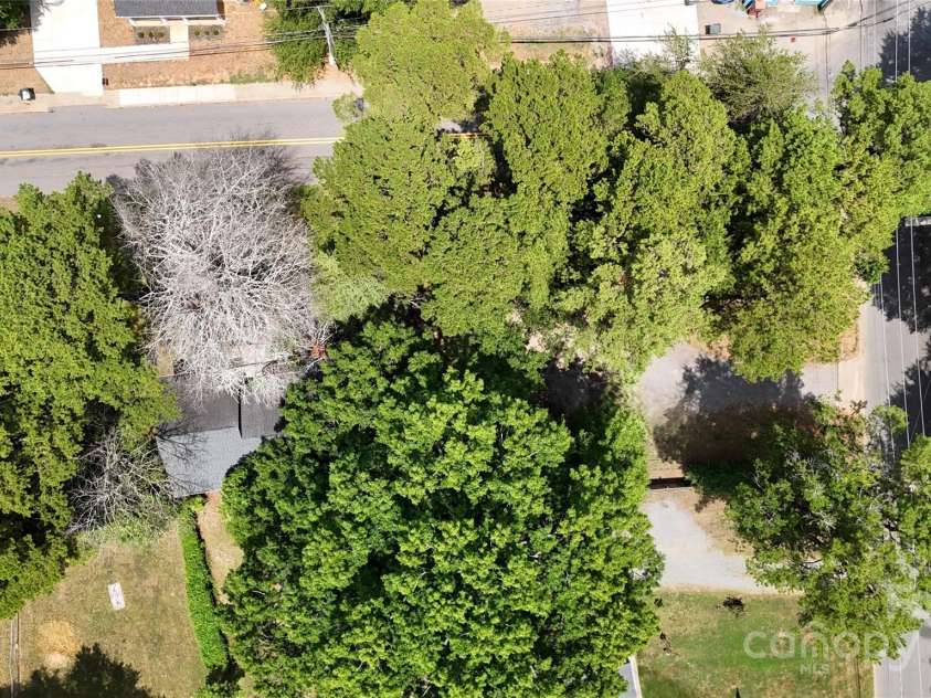 903 Davidson Avenue, Gastonia, NC 28052.  MLS# CAR4249883, YatesRealty ID 27789. 