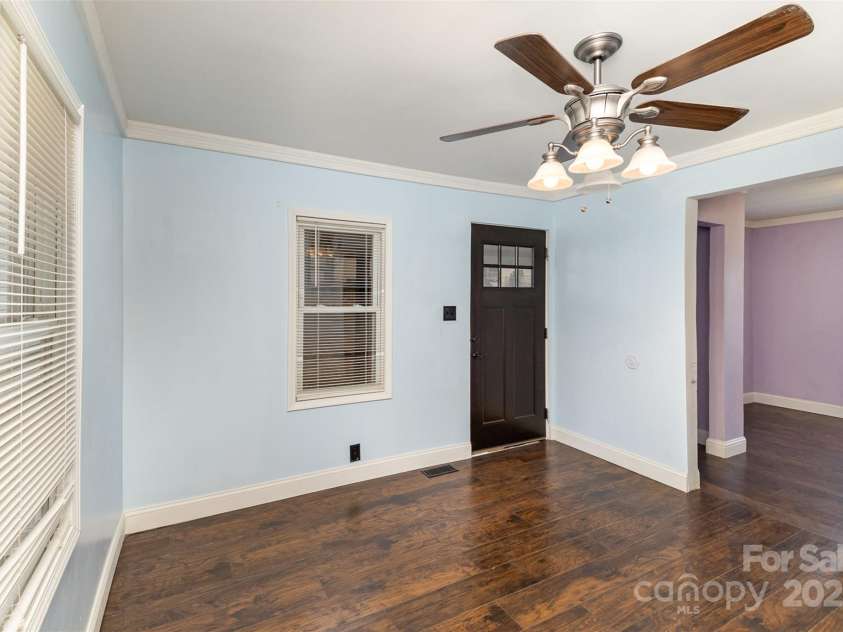 107 Mcginnis Street, Kings Mountain, NC 28086.  MLS# CAR4217487, YatesRealty ID 2779. 