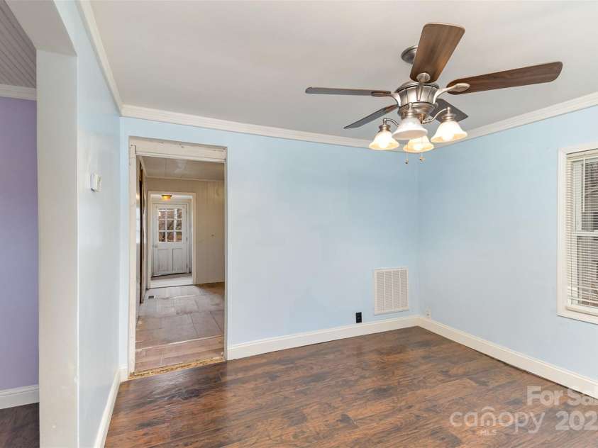 107 Mcginnis Street, Kings Mountain, NC 28086.  MLS# CAR4217487, YatesRealty ID 2779. 