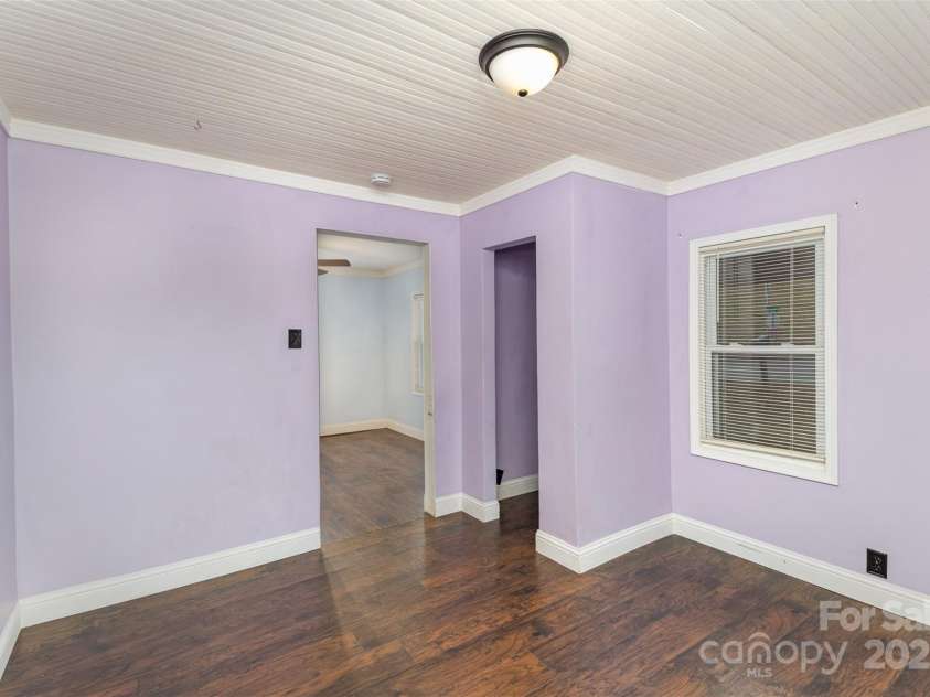 107 Mcginnis Street, Kings Mountain, NC 28086.  MLS# CAR4217487, YatesRealty ID 2779. 