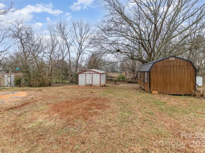 107 Mcginnis Street, Kings Mountain, NC 28086.  MLS# CAR4217487, YatesRealty ID 2779. 